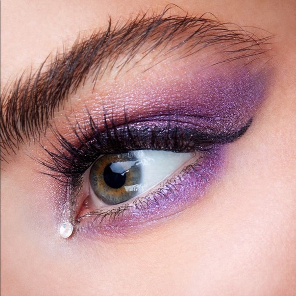 💜PLEASE READ Stila Heaven’s Vault Kaleidoscope Eyeshadow Palette💜 - Picture 8 of 11